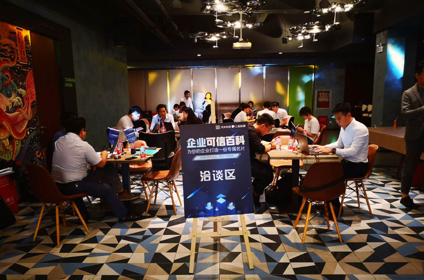 微信图片_20190625134909——1.jpg