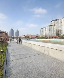 上海长宁区政法大学露骨料透水混凝土项目